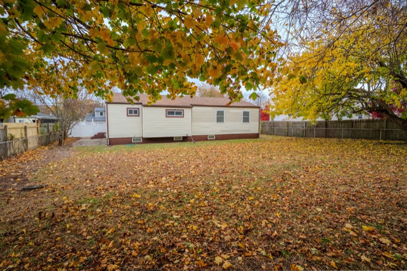 3 Bed 2 Bath, Long Island NY — cover photo